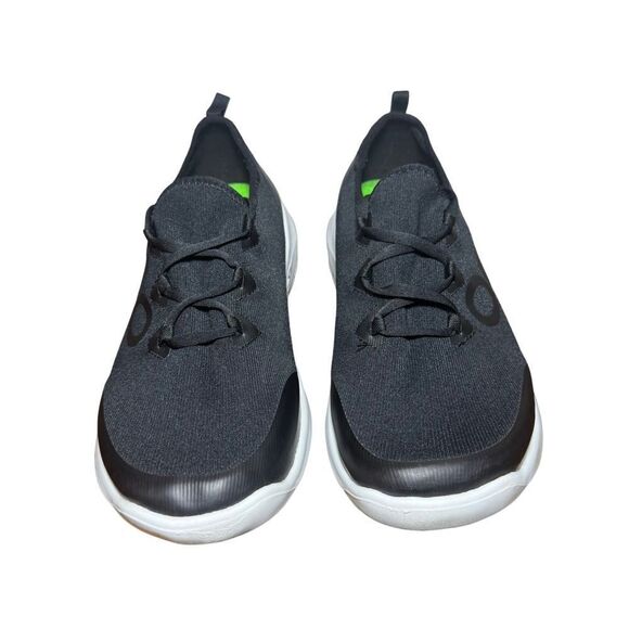 Black and White Athletic Sneakers Oofos slip on size 11 main image 6